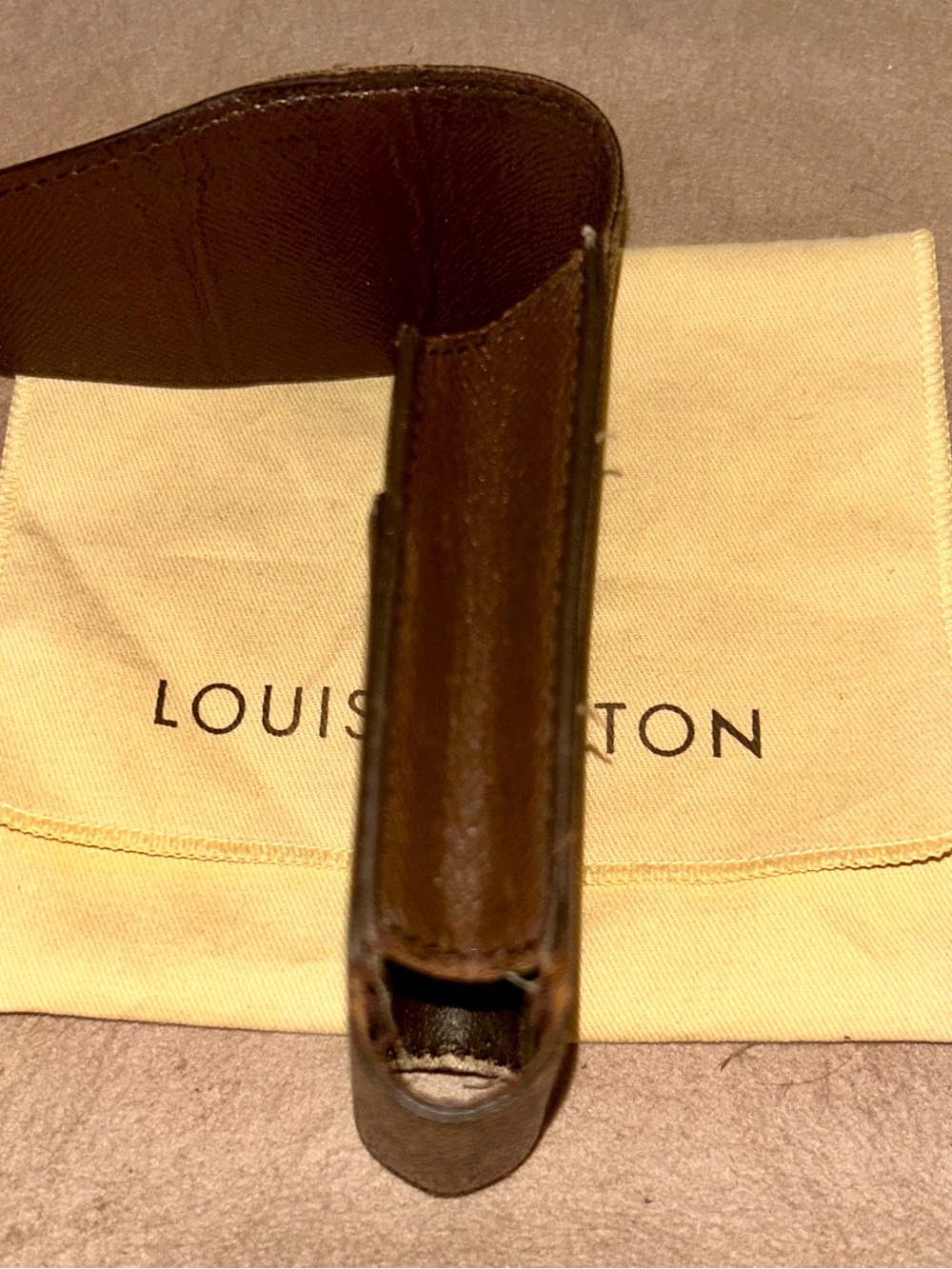 Louis Vuitton Damier Ebene
Cigarette Case (model N63024). Dusty included - Picture 6 of 7